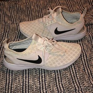 NIKE Juvenate Sneakers USED